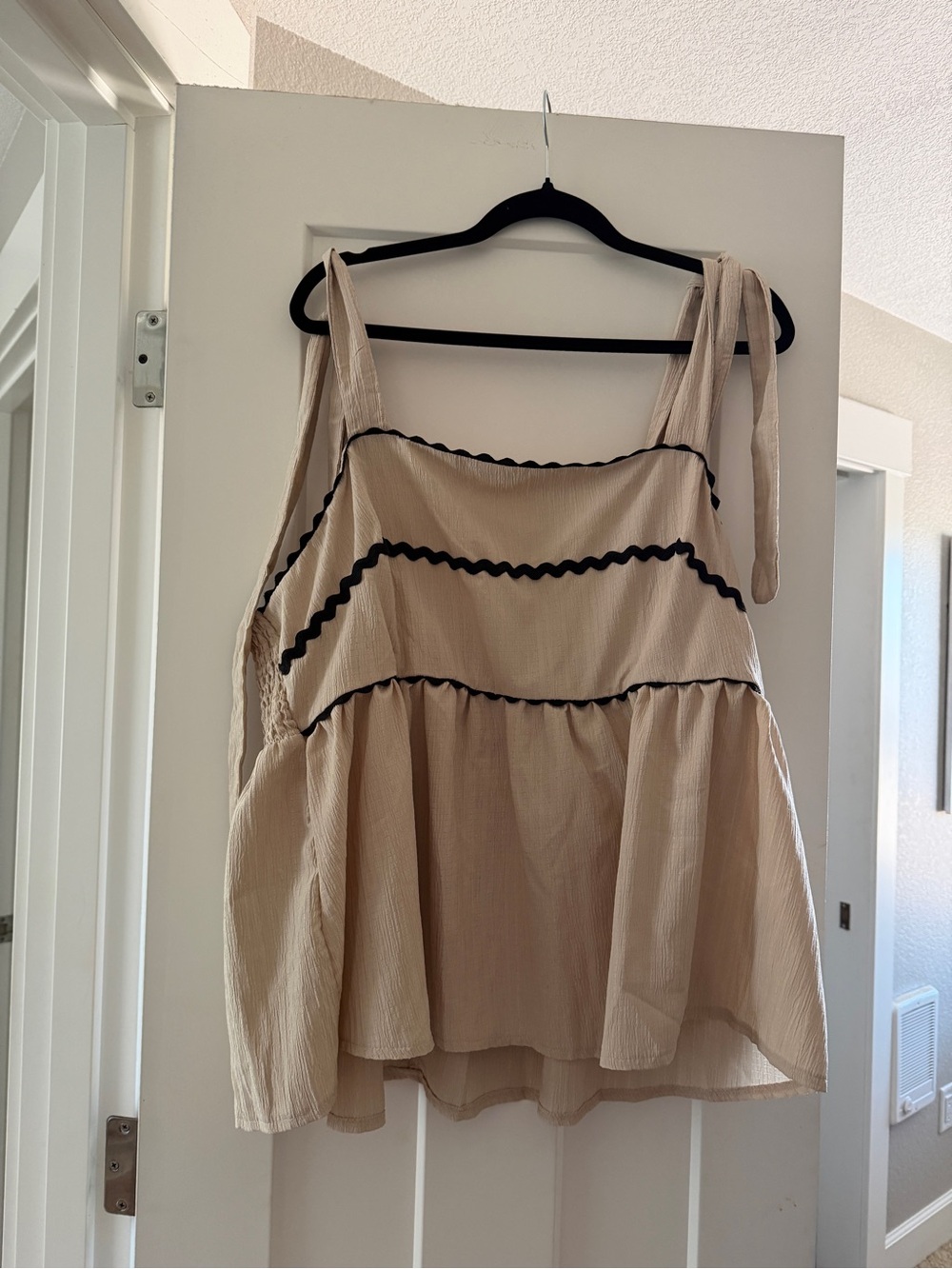 SHEIN Cream Tie-Strap Ruffle Cami with Black Trim
